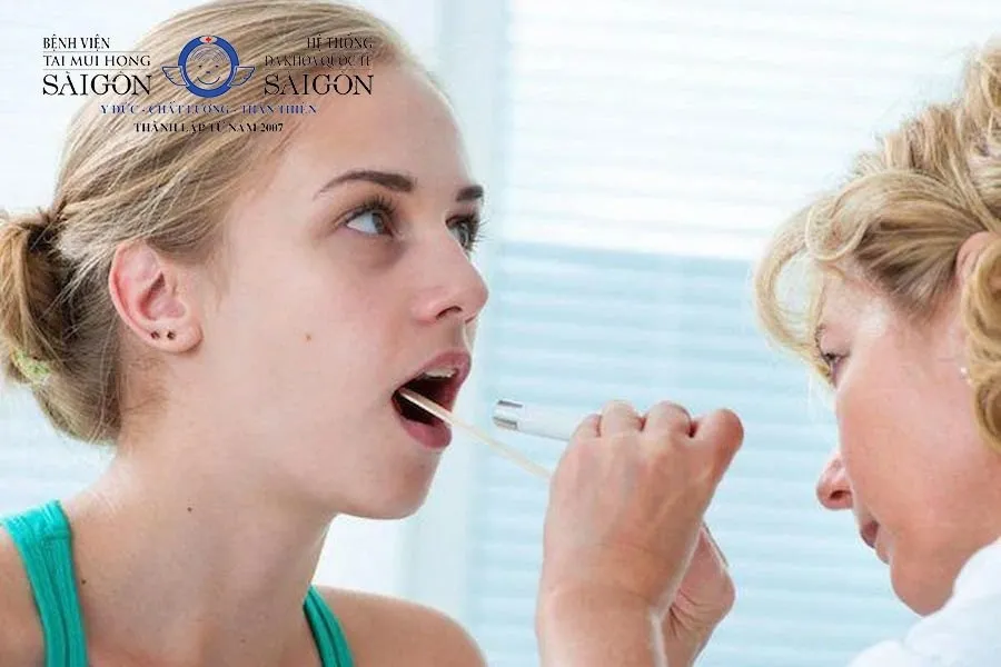 Dấu hiệu mụn nước bất thường trong khoang miệng cần được thăm khám bác sĩ