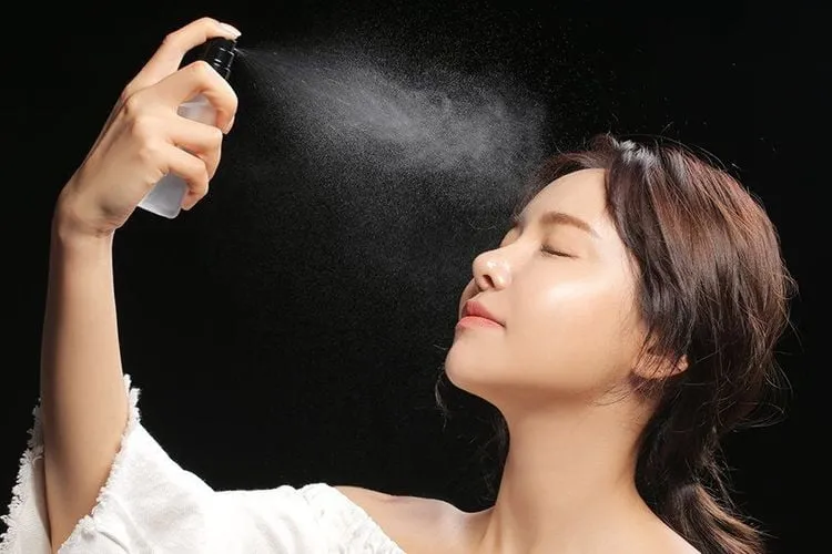 Chọn nước xịt khoáng phù hợp với từng loại da