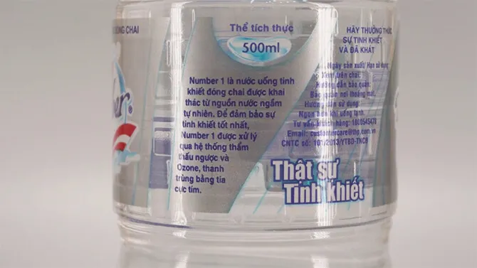 Chai nước uống tinh khiết Number 1 tiện lợi
