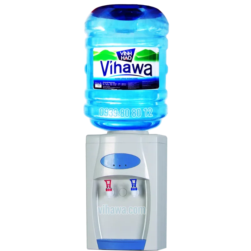 Bình nước lọc 20 lít dùng cho máy nóng lạnh, đảm bảo nước uống tinh khiết cho mọi không gian.