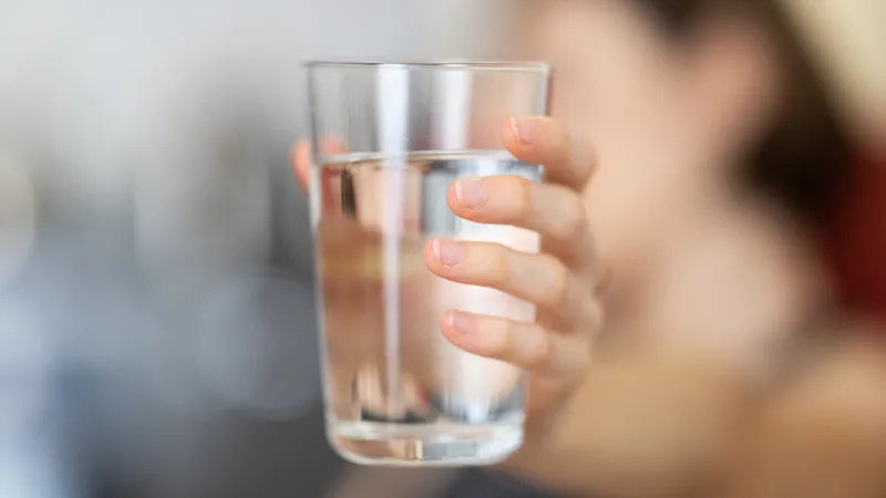 Nước khoáng kiềm tự nhiên giàu dưỡng chất từ lòng đất