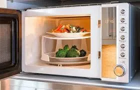 Lò vi sóng là một lựa chọn tuyệt vời để chế biến thức ăn lành mạnh