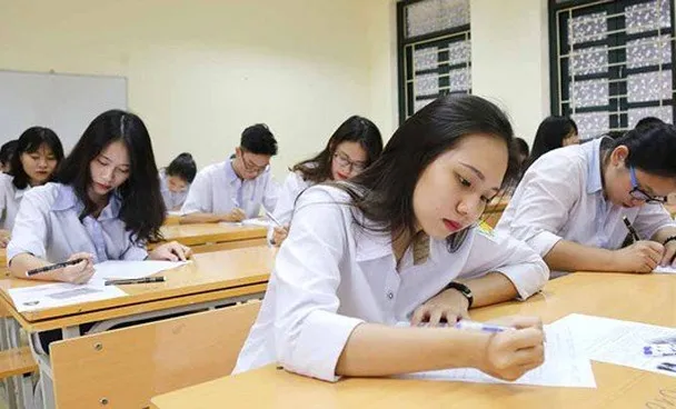 Vẻ đẹp tự nhiên của suối khoáng nơi Nước khoáng Thạch Bích được khai thác