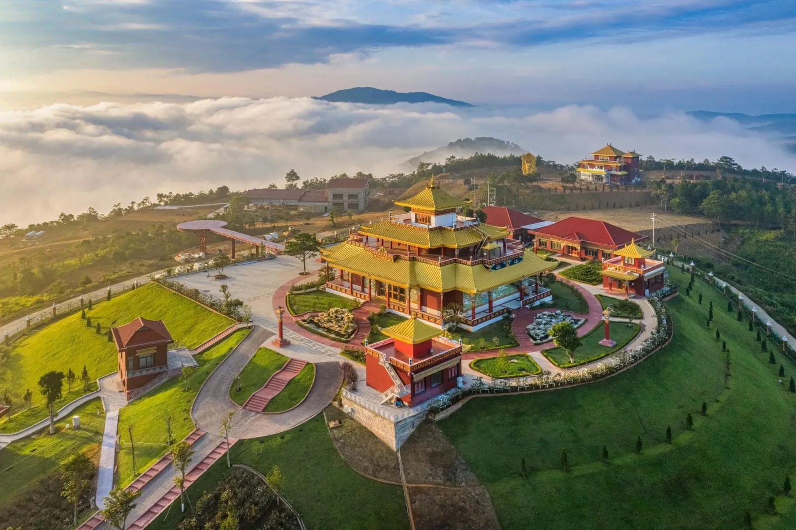 Khu du lịch Samten Hills Đà Lạt